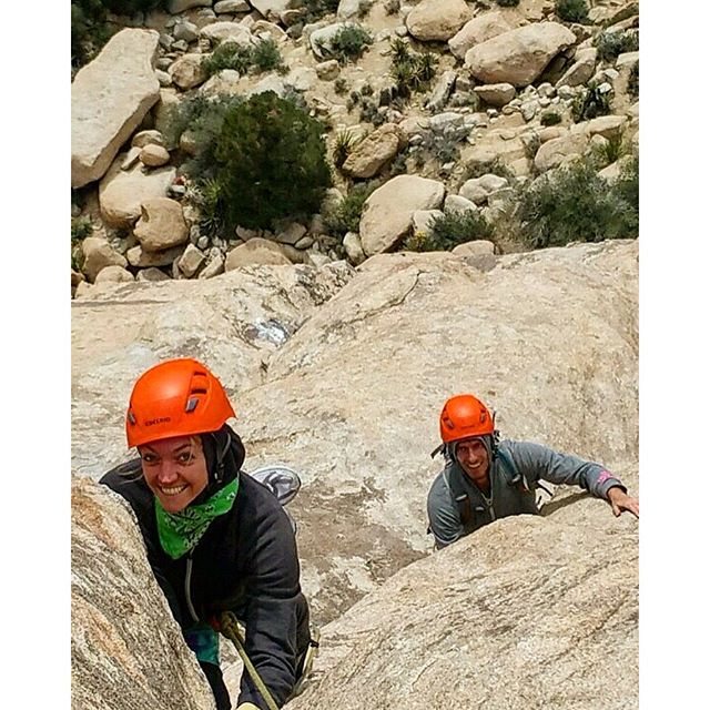 It was such a windy day out in Joshua Tree National Park. That didn't stop @adam.hiner and @sae_at_play to come out and play on the rocks. We felt the elements so strong as wind gusts were whipping us around at the anchor.We successfully completed our mission to climb a 4 pitch route named "Dapled Mare, 5.8" on Lost Horse Wall. Both Adam and Sae were cruising up each pitch with ease! We topped off the day with another great 130 feet climb on Intersection Rock called "the flake, 5.8" including the windiest rappel that I have ever done!We will never forget his day ️⛰️