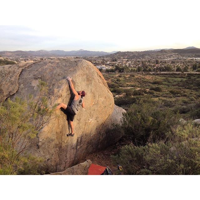 Enjoying some local bouldering in San Diego @grottoclimbing Matt Martinez showing us how it's done in style. Thanks for the never fading motivation and inspiration!