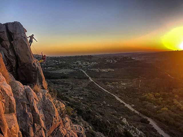 Amazing sunset climb at our local spot in San Diego. Thanks to our guide @the_cosmic_climber for capturing this beauty and thanks to @briahnna_music for always keeping the stoke high and making climbing fun as always. Happy Saturday everybody. We hope you get to touch some rock or spend time in nature in another way. Mich