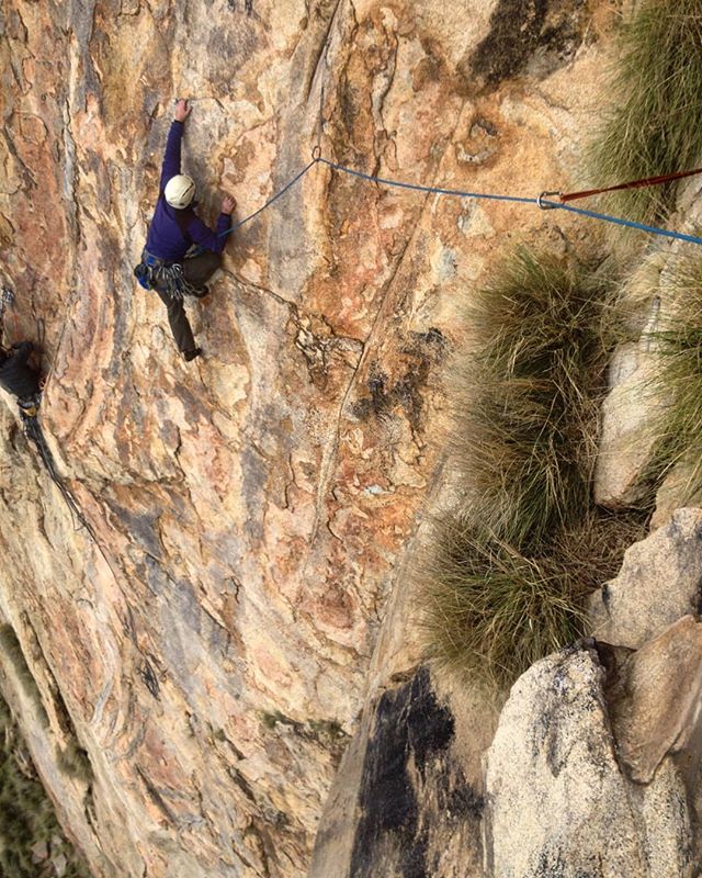 On a brisk day up on the mountain #rockclimbing #chillinorockclimbing #sandiego #multipitch #climbing_pictures_of_instagram  #climb #klettern #fun